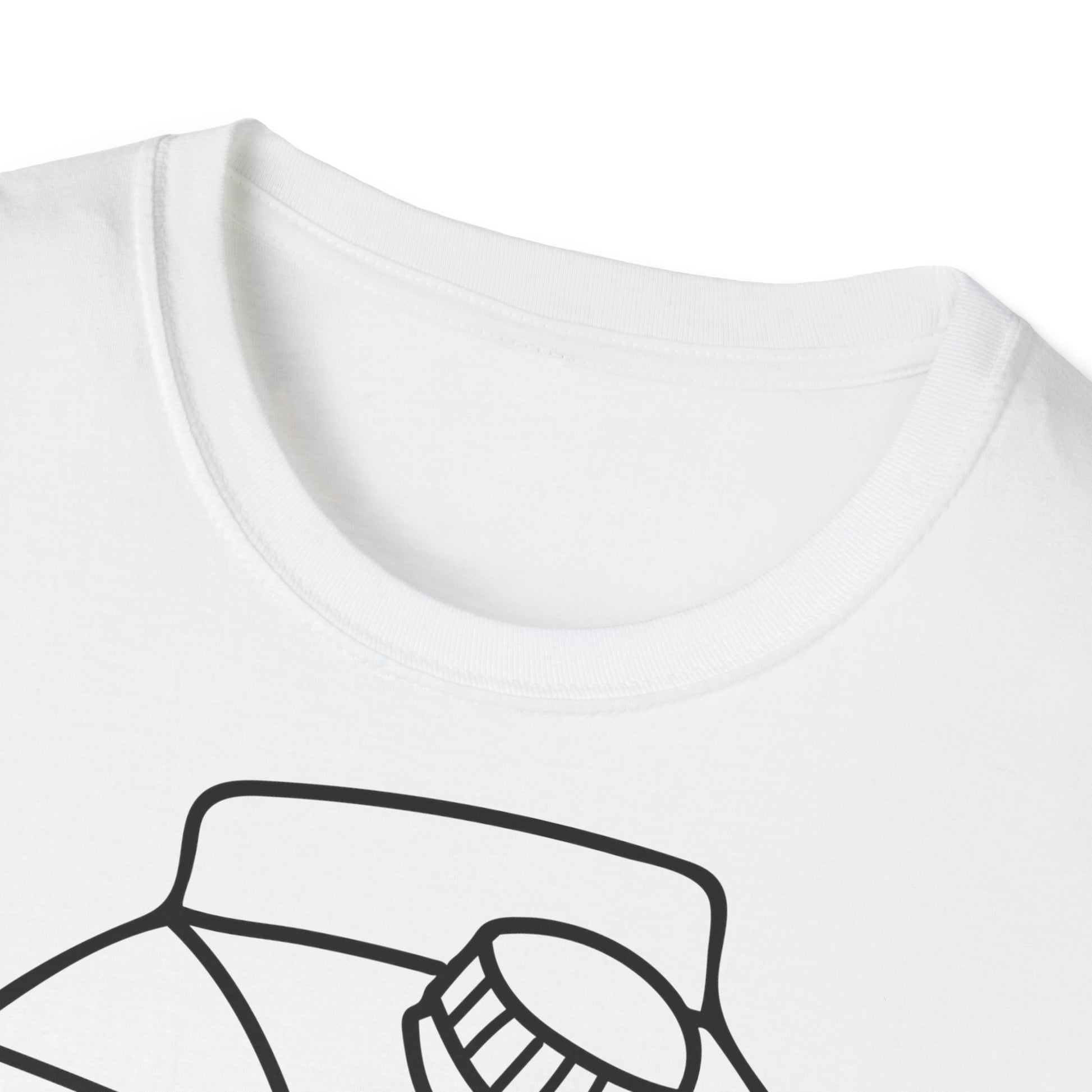 T-shirt Unisex PARZIALMENTE STREMATO Stile Casual unisce comfort e stile moderno. Perfetta per outfit quotidiani, relax o streetwear con un tocco ironico.