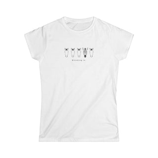 Blending In. T-shirt donna | grafica zebra cavalli | maglia ironica animali