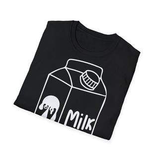 T-shirt Unisex PARZIALMENTE STREMATO Stile Casual unisce comfort e stile moderno. Perfetta per outfit quotidiani, relax o streetwear con un tocco ironico.